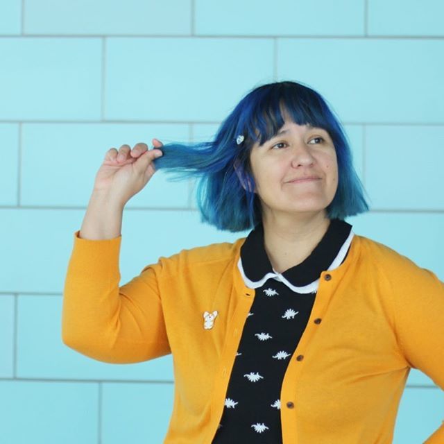 Blue hair don’t care. Izzie is loving her new tones from @overtonecolor. We’ll be sharing tips for colorful haircare soon. Stay tuned 💁🏻‍♀️💙
📷: @nabilaverushka 
#dapperanimals #livethecutelife #livingthecutelife #bluehair #brighthair #brighthairc… ift.tt/2F7wyCx