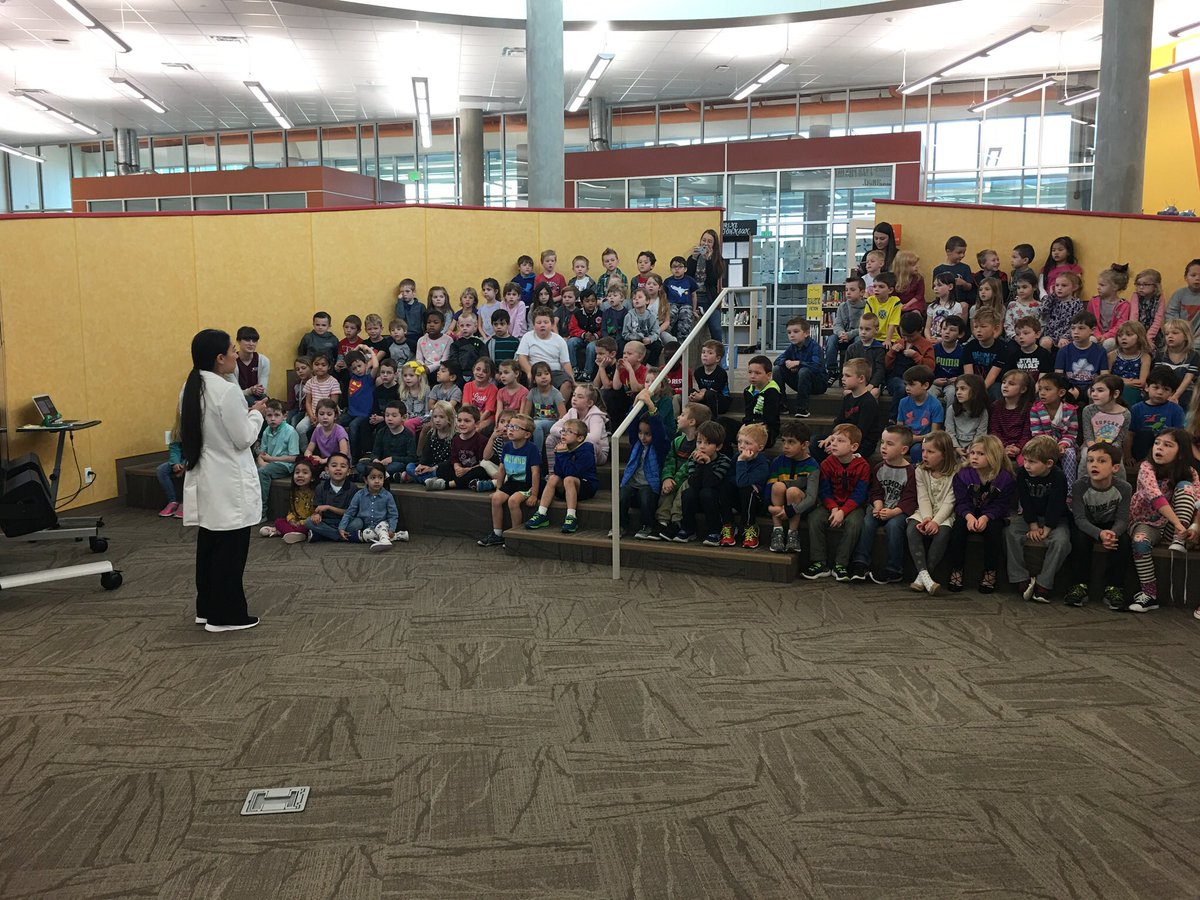 lyle_natalie's tweet photo. Dental awareness Presentation! https://t.co/2taJ1tH1FB