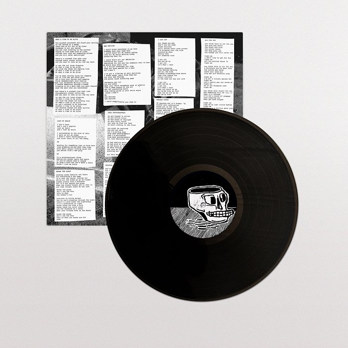 mergerecords's tweet photo. HAPPY RELEASE DAY, @SUPERCHUNK!!!

💀💐💀💐💀💐💀💐💀💐

What a Time to Be Alive is available wherever records are purchased, streamed, downloaded, and so forth: https://t.co/kCMYP4dsXL https://t.co/aYldG9ejIR