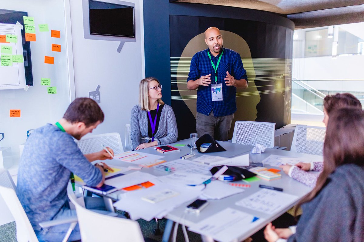 Allen, die die Zukunft der #Energie mitgestalten wollen, legen wir das future-enery.camp ans Herz. Mit #designthinking, #prototype und #Pitch macht ihr in 2,5 Tagen eure Idee zur kundenorientierten Lösung. #startup #innovation @The_Tracemaker 
buff.ly/2F7UoOn