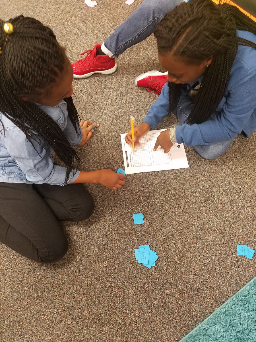 brookebarrett07's tweet photo. Playing decimal compare. It's just like playing battle, but they have to compare decimals. They love it! 😍😍 @McWhorterES @CFBISD #mcwpln @LibraryLadyMCW @MzDenne https://t.co/PSRgA2lWIz
