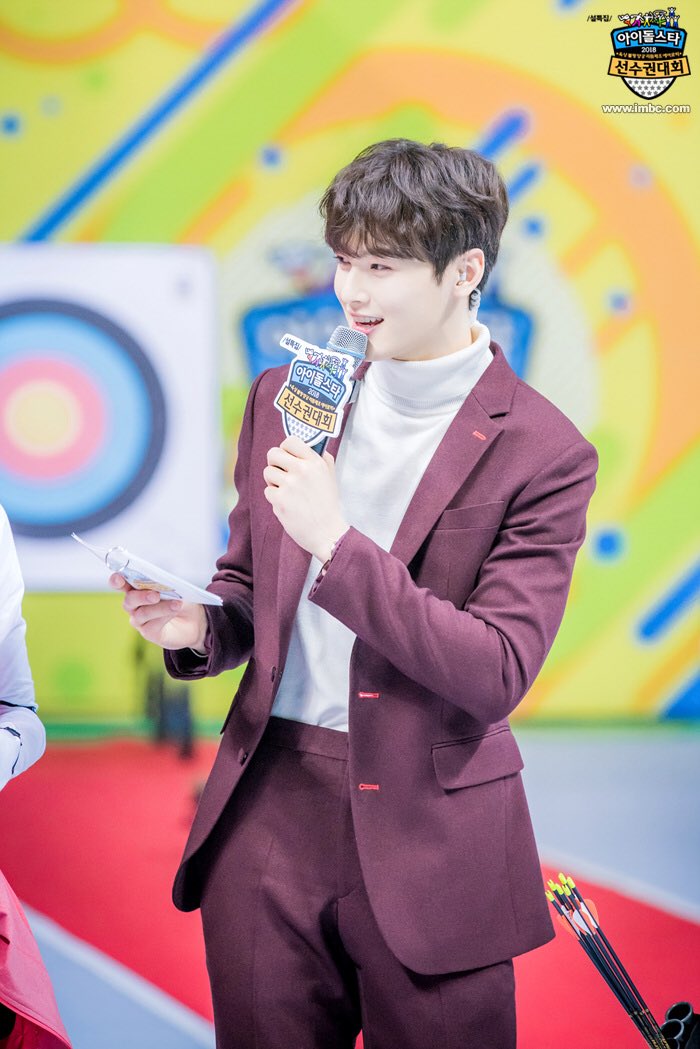 ChaeunwooTH's tweet photo. [Pic] Idol Star Athletics Championships 2018 
#아스트로 #ASTRO #차은우 #이동민 #CHAEUNWOO #ชาอึนวู #ดงมิน 
#BARAM #니가불어와 #Dream_Part02 https://t.co/UHWOR7Rm9M