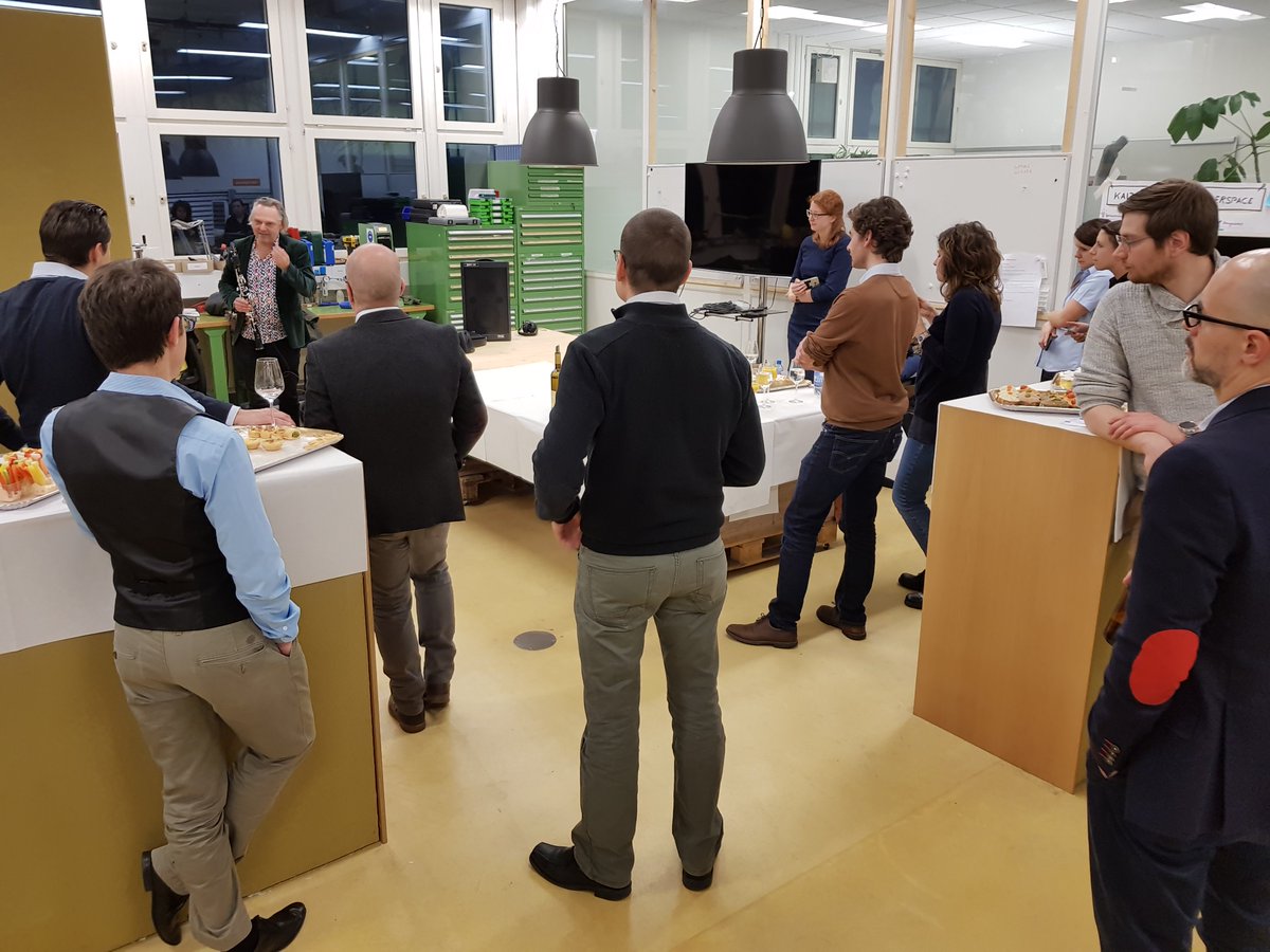zuehlke_group's tweet photo. After successful completion of their #Industrialization Check Ups, #startups Komed Health AG, pregnolia AG and SABRe have enjoyed the deserved Apero in Zühlke's Makerlab. Great thanks to @venturelab_ch and to everyone who took part in this project! #innovation #VentureCapital https://t.co/JajeCFg9Au