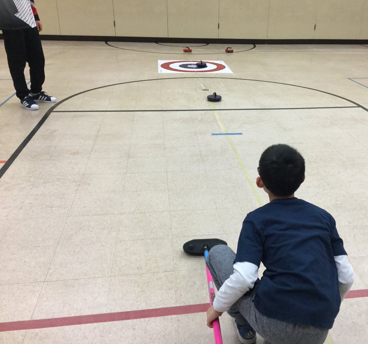 sjnycdsb's tweet image. St. Justin, Martyr wins a gold in curling with our grade 3-6 students! #YCDSB #curlingfun