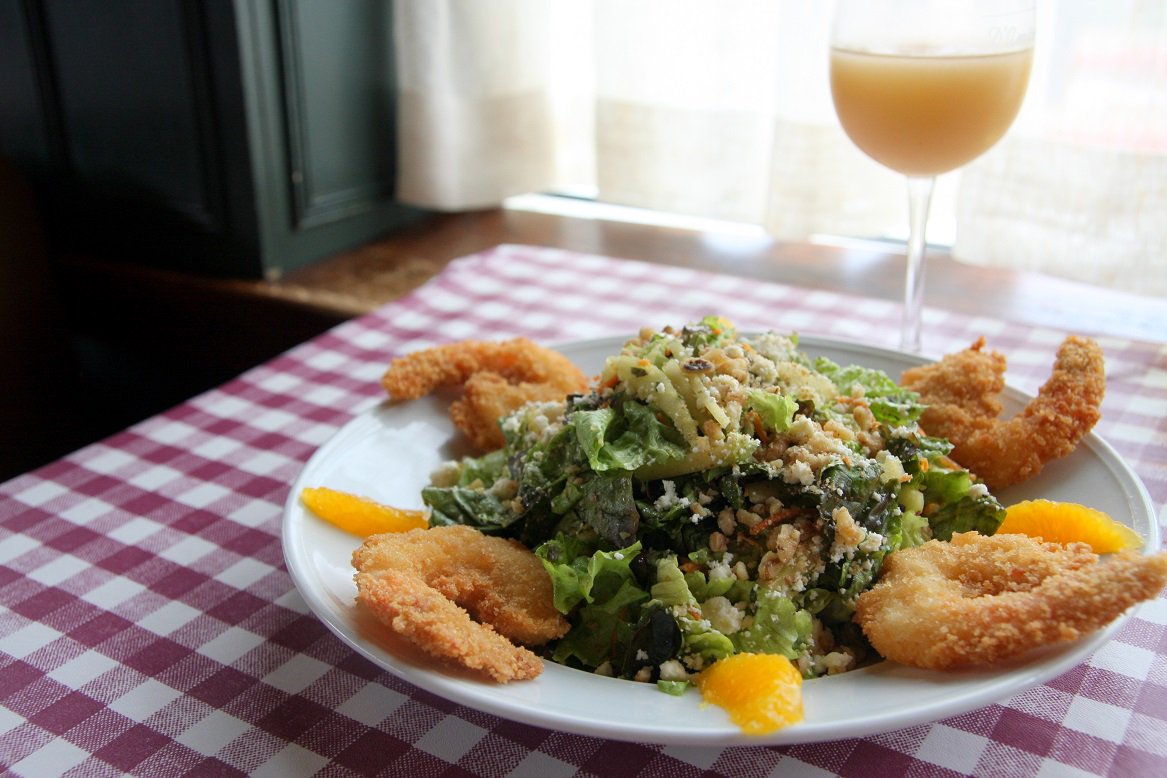 DAmico_cafe's tweet photo. Not eating meat on Fridays during #Lent?  No worries, we have plenty of #seafood and #pasta options for you!  Like our Crispy Shrimp Salad!  #houston #damicoshouston #italian #ricevillage #houstoneats https://t.co/EWqBlQiQ9Y