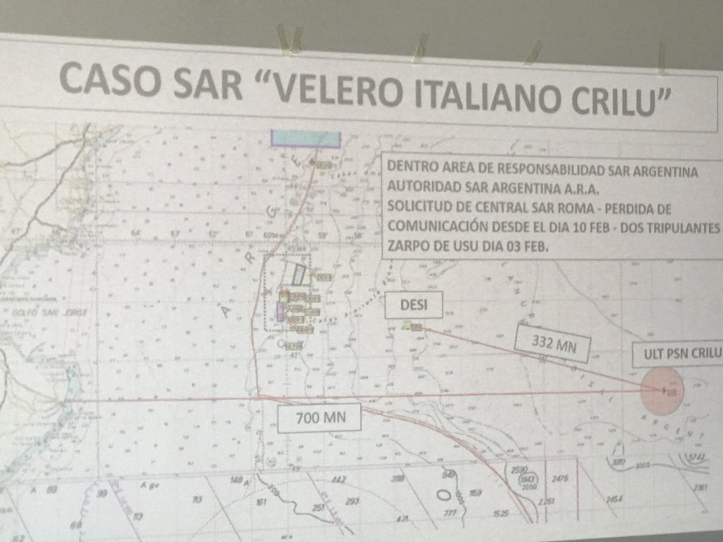DaniMColu's tweet photo. El destructor ARA Sarandi se apresta a navegar rumbo SE a mas de 350millas por un SAR de un velero integrado por 2 personas que despues de afrontar un fuerte temporal, perdió contacto. Se trata del velero Italiano “CRILU” de 16mts eslora 5mts de manga. SAR internacional. https://t.co/GZ53kI1fLS