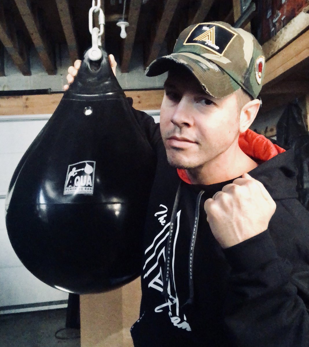 JonSeda's tweet photo. Watch out! You can run but you can’t hide! The Champ’s on a mission! @BooBooAndrade 👊🏻 #teamandrade #boxing #chicagopd https://t.co/kDi8EdSt1k