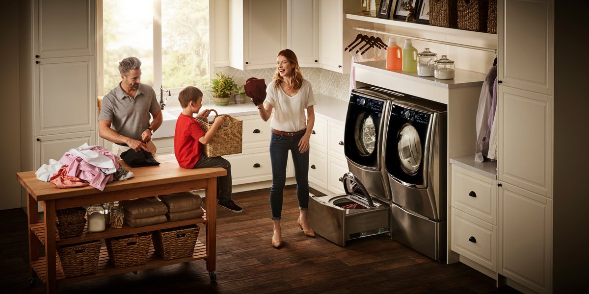 NetworkMoms's tweet photo. LG's TwinWash is amazing and is upping my ability to get laundry done! Who else has one or needs it?! https://t.co/SaxX5smz4V @BestBuy @LGUS #AD https://t.co/Q3QykRDQnp