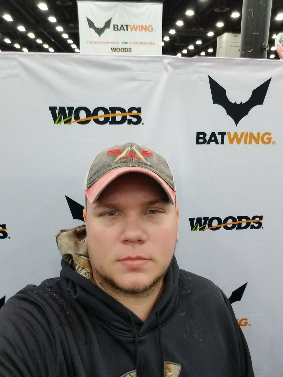 BIGscreenCheter's tweet photo. #bestbatwingever @WoodsEquipment https://t.co/Rd4a7eg0WD