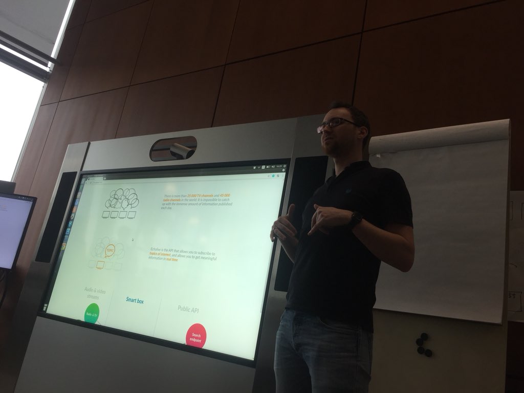 BeMyAppEMEA's tweet image. Final demo time at #recodingbnpp, first team to present is Echolive, presentating how to allow the bank and its clients to monitor what&apos;s said on TV&amp;amp;radio channels! @BNPParibasCIB