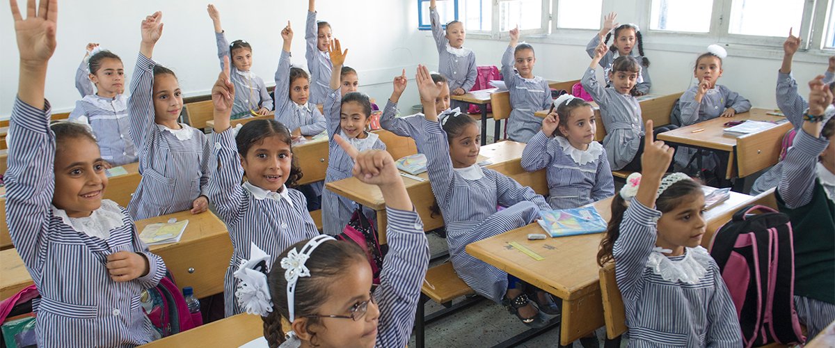 Out of 7,000 languages spoken in the world, 96% are spoken by 4% of the world's population.

Only a few hundred languages have been given a place in education systems and less than 100 are used in the digital world.

<a href="/UNESCO/">UNESCO 🏛️ #Education #Sciences #Culture 🇺🇳</a> #MotherLanguageDay

goo.gl/V4KRDK