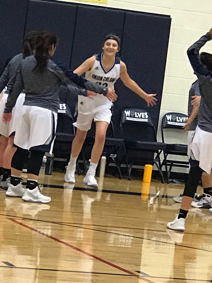 ucpathletics's tweet photo. Come check out the #HSTwolves at HOME tonight! Let’s pack the house for 🔹S E N I O R 🔹N I G H T🔹 #UCTimberwolves https://t.co/QynlRV6F9S
