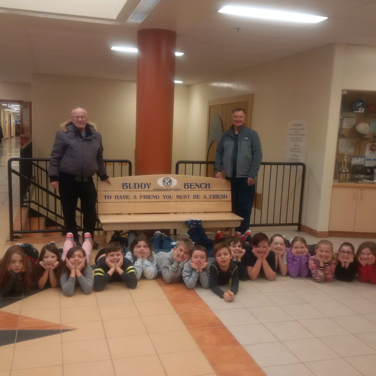 BrooklandP5's tweet photo. Wayne Weatherbee Ralph Jeans brought us a #BuddyBench #LonelinessBusters #WeCareAboutEachOther Thanks #SydneyRotary https://t.co/9ocGayy2sb