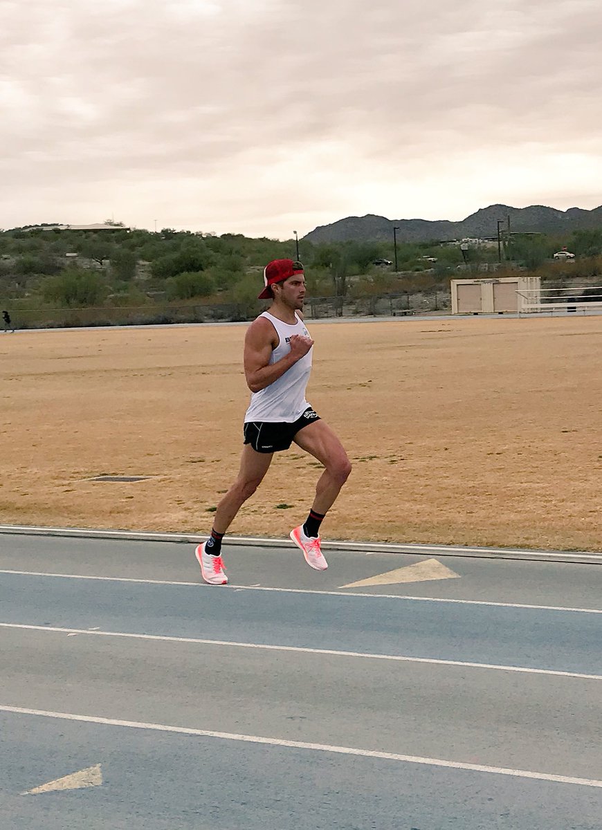 Nice to be in shorts and short sleeves down in Tucson this time of year! Feels good to run fast and getting some fitness for a big picture focus on 2018!