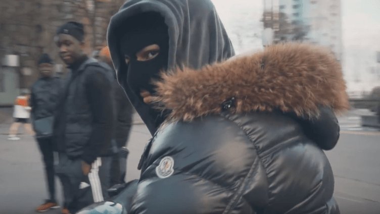 KhamassiRim's tweet photo. [ROOKIE/clip] Breson Gang est de retour avec le Freetyle 2K18 ! https://t.co/uihdhPLKHJ https://t.co/D2XaGN4YZA