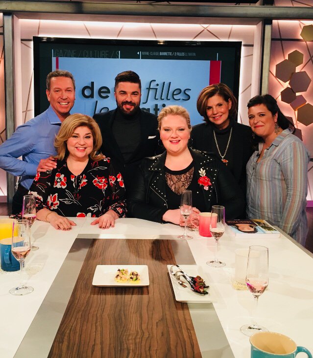 Regarde qui qui va être dans ta télé la semaine prochaine 😉
Si on était toi, on écouterait Deux filles le matin mercredi... tu pourrais y voir un visage familier!
#tvshow #mariefleurstpierre #chef
