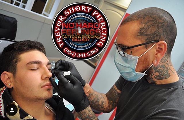 NHFTattoos's tweet photo. We feature an incredibly clean and safe environment for piercings. Come in today and see the difference. .
.
.
.
.
.
.
.
#soflo #piercings #piercing #pierced #piercingaddict #piercingshop #bellybuttonring #modifications #bodymods #bodypiercing #bodypiercer #piercingsofinsta⦠https://t.co/3agv0cVeuk