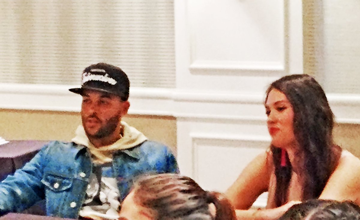 MicaActorModel's tweet photo. Got to meet and STRUT MY RUNWAY WALK for #americasnexttopmodel #donbenjamin and #laurajames #ANTM at #modelcall &amp; got a CALL BACK woohoo!
.
#runwaymodel #strutmystuff #printmodel #publishedmodel #curvymodel #plussizemodel #actress #callback #plusmodel #bookme #followme #Sigueme https://t.co/3srg4O5Hum
