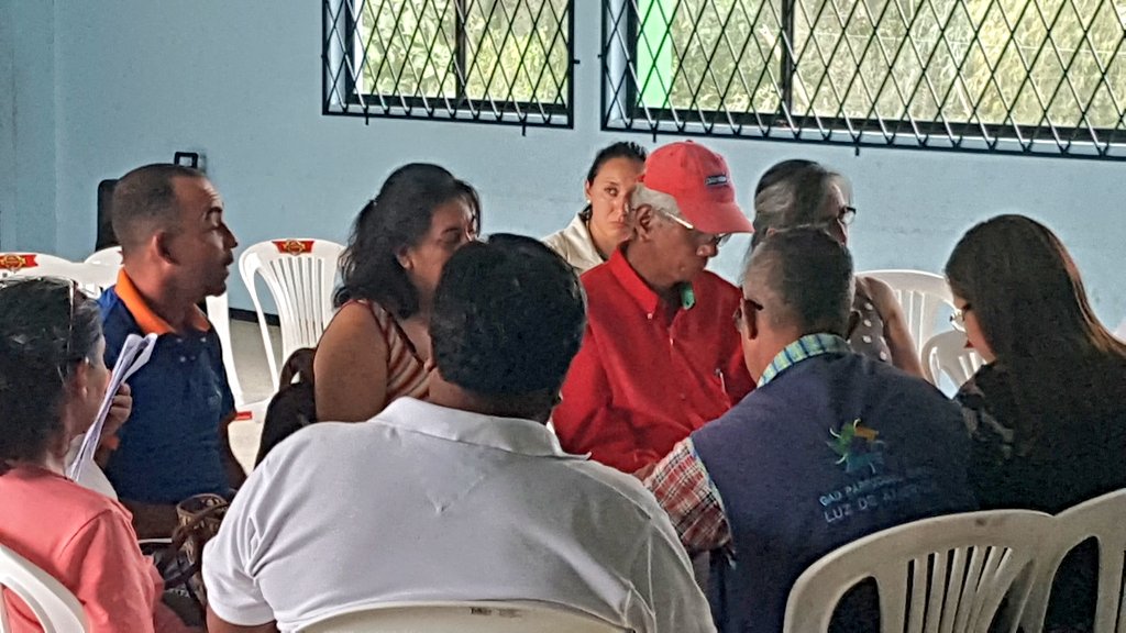 Con el Presupuesto Operativo Anual del 2017 y más información requerida, asambleístas y actores ciudadanos levantan consulta ciudadana junto a sus Autoridades del GAD Parroquial #LuzDeAmérica para el informe de #RendiciónDeCuentas