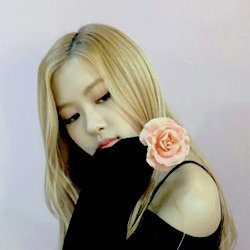 lqofrose's tweet photo. — park rosé ♡ #로제 . *⊹˚  
© #blackpink *･｡✧； https://t.co/wfrWMN6qHo