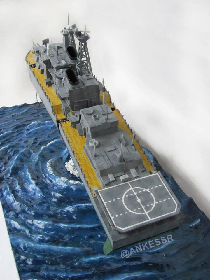 ankessr's tweet photo. Imágenes del diorama terminado. #theendofevangelio #endofevangelion #neongenesisevangelion #eva02 #asuka #battleship #model #neongenesisevangelionmodel #maqueta #anime #gainax #diorama #epoxyputty #masillaepoxi #maderabalsa #Raftwood https://t.co/SIzAU6swCg