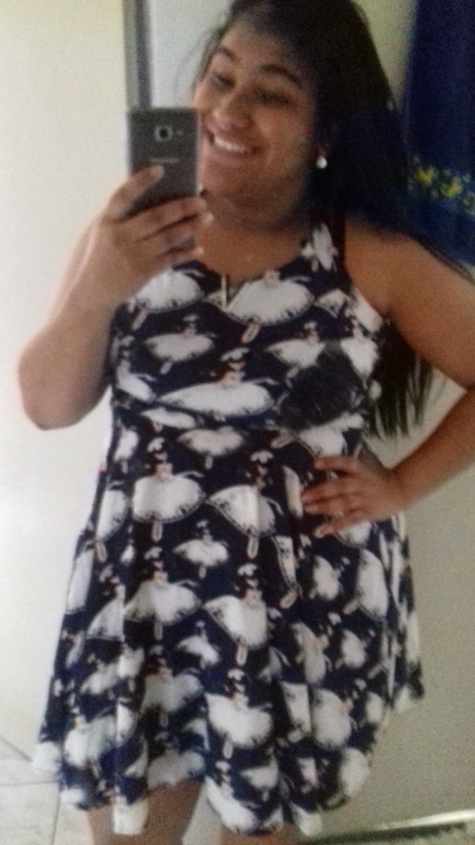 #sextadetremurasdv terminei de fazer meu vestido, gente eu amei ficou lindo ❤️😎😝  #euquefiz #vestidolindo #amei