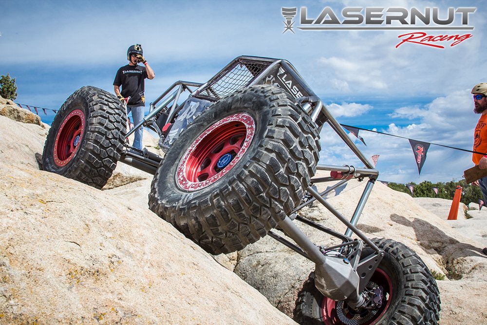 What tires do you run?
#lasernutracing #werock #rockracing #rockcrawling