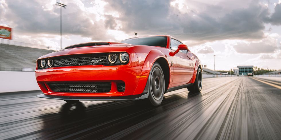 Watch a Dodge Demon hit 203 MPH in 60 seconds. roadandtrack.com/new-cars/a1820…