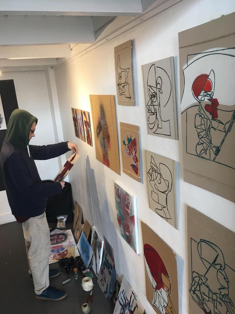 BeachTonKor's tweet photo. Demain vernissage "Vach yeah maro" à St Naz chez Beach ton kor... (À partir de 17h)
https://t.co/2DusKJ27Sp https://t.co/I95c9L3iZS