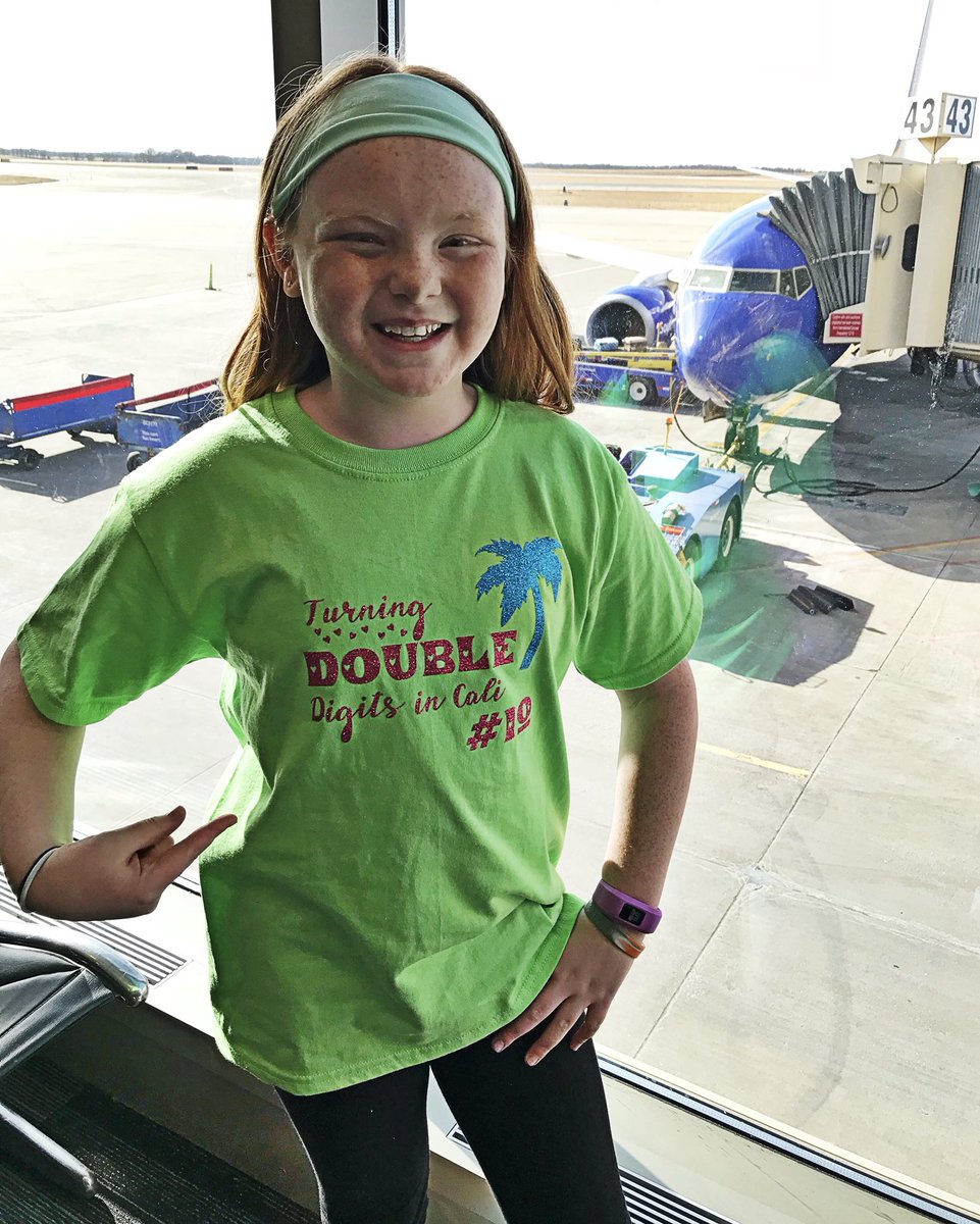 Lyndy Elmore (LyndyLuKC) Twitter