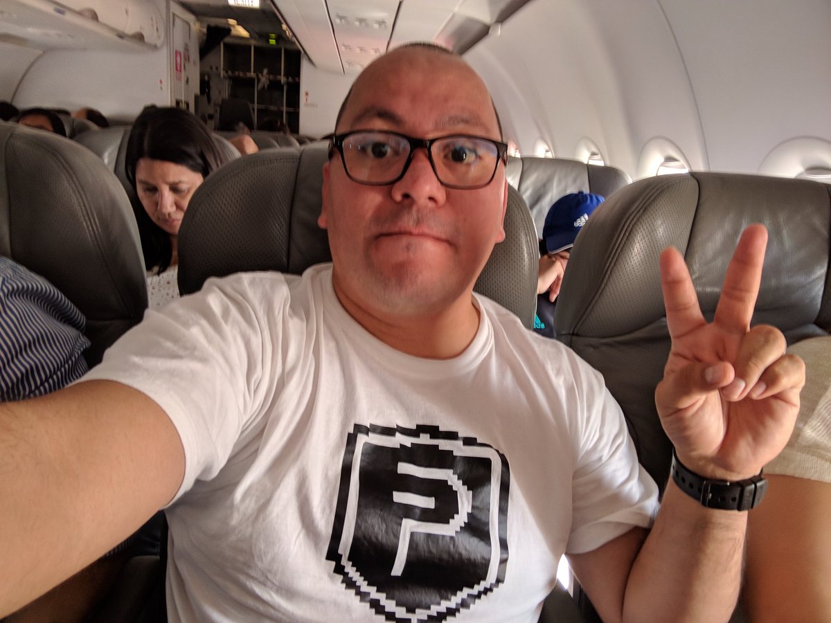 OneZetty's tweet photo. Rumbo a #Anarchapulco #Anarchapulco2018 #pivxfan #PIVX #communityfirst #zpiv #crypto #cryptocurrency @_pivx https://t.co/aW7UZdqXsr