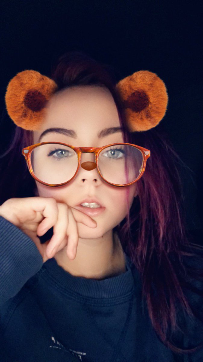 Racheljade16 tweet picture
