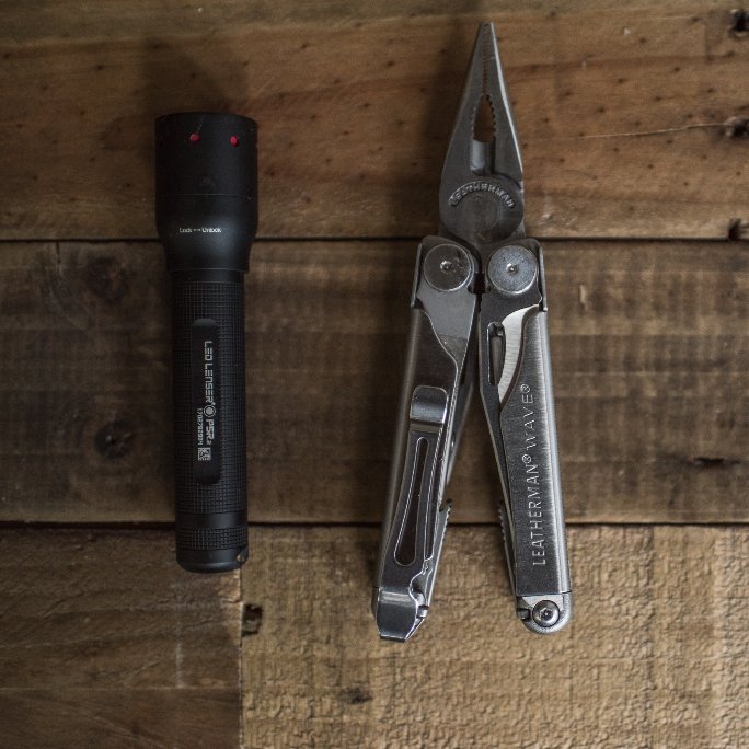 Leatherman's tweet photo. A pretty fantastic combo, a Leatherman and a @LEDLENSERUSA. #Leatherman #LedByLight https://t.co/m5RQzIOPi2