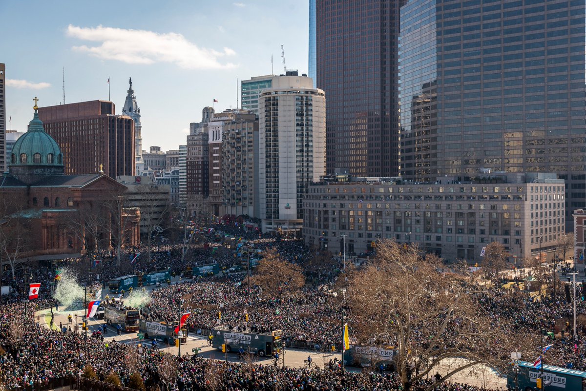 discoverPHL's tweet image. Historic. Walkable. Surprising. Champions. #whatimknownforin4words

#discoverPHL