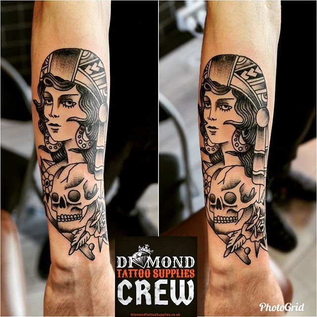 noirink89's tweet photo. Loved doing this #traditional #tattoo #design #tattoodesigns #tattoos #designs #girlswithtattoos #girlswithink want to do more #blackworktattoo #blackwork #black #tattooflash #tradflash #guyswithink #guyswithtattoos #tatooist #tattooartist #ink #fresh #f… https://t.co/htI5z7Ow4O https://t.co/tORGs9Gpge