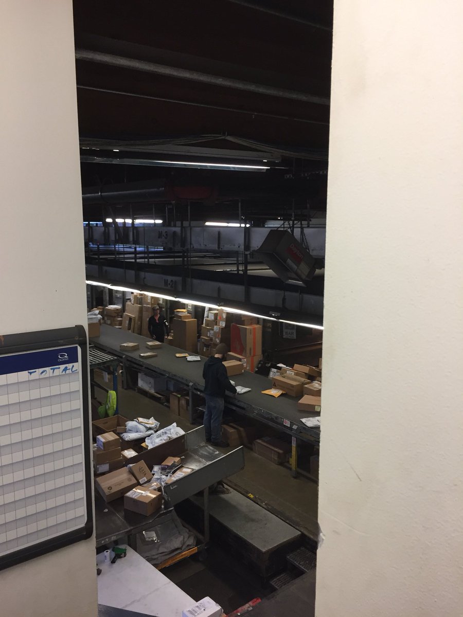 On #growthfriday we align and partner with our valued Operations Team to better understand customer #Growth and #goals. Strategy is key for maintaining success(es). @paulevansups <a href="/NesSeman9/">Nes Seman</a> <a href="/cmcd_ups/">Chris McDonald</a>