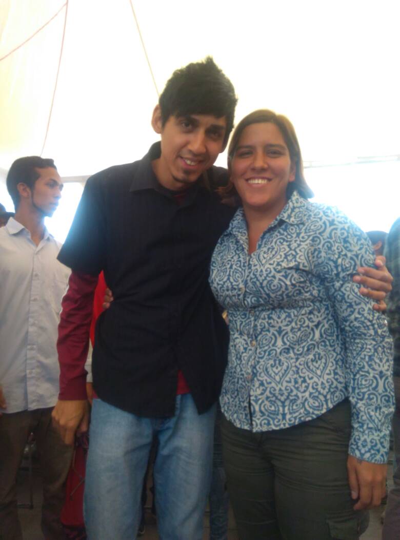 yhonder_barrios's tweet photo. #VenezuelaEsParaQuererla 
@NicolasMaduro
@ErikaPsuv
@AngeloRivasVen
@NahumPsuv
 Parroquia santa rosalia en el acto de la Orden Robert Serra donde recibimos un reconocimiento por el esfuerzo que se ha venido haciendo en nuestra labor https://t.co/iCK8BHY0T8