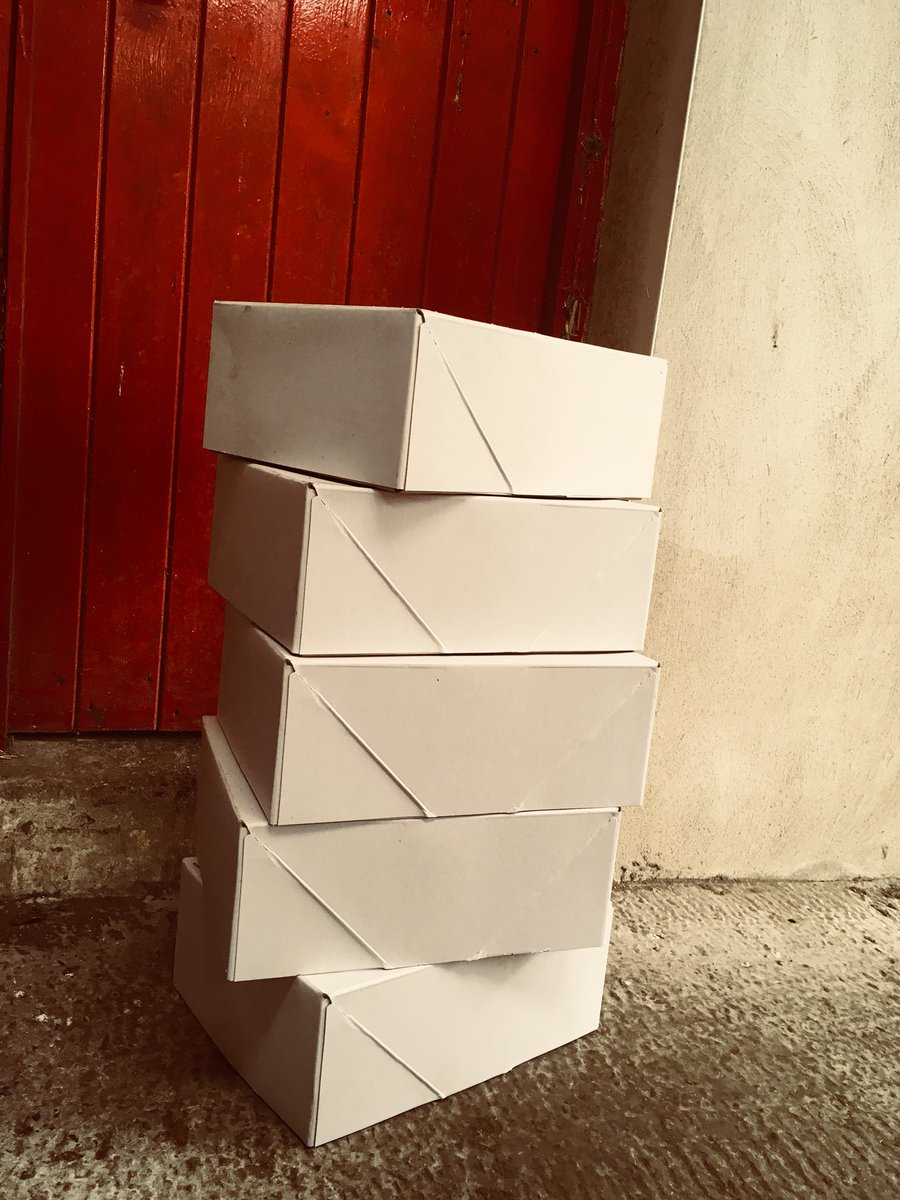 GlenoValleyBeef's tweet photo. Boxes of @GlenoValleyBeef heading out for delivery today 👏🏼 if you need to top up your supplies just get in touch 📞. Beef is a great way to help cope with this crappy weather 😉 https://t.co/ymeVeruXNn