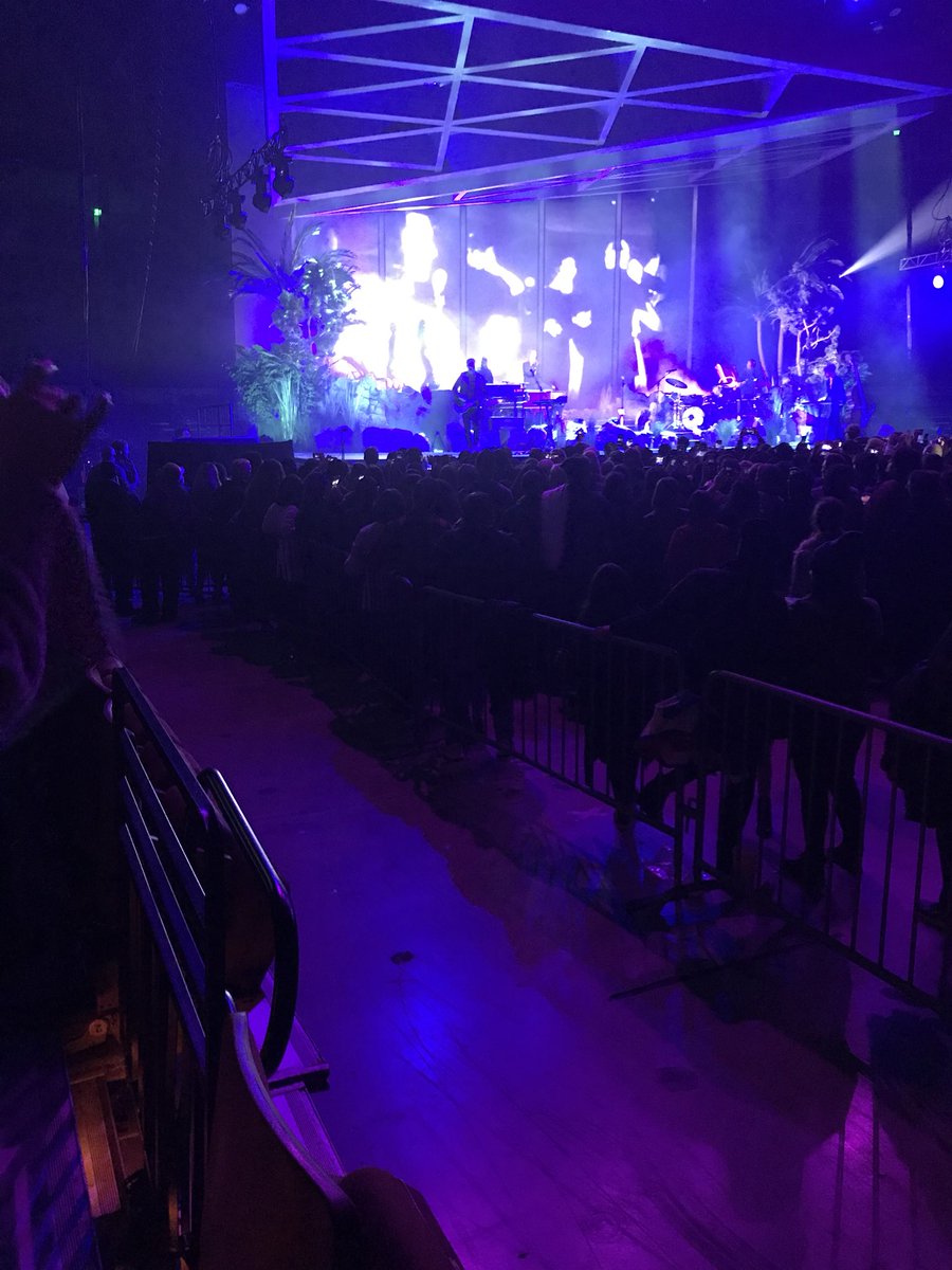 Miss_Yesi's tweet photo. Lana Del Rey was life!!! #Austin @LanaDelRey 🖤 https://t.co/Vjhg9CCVeY
