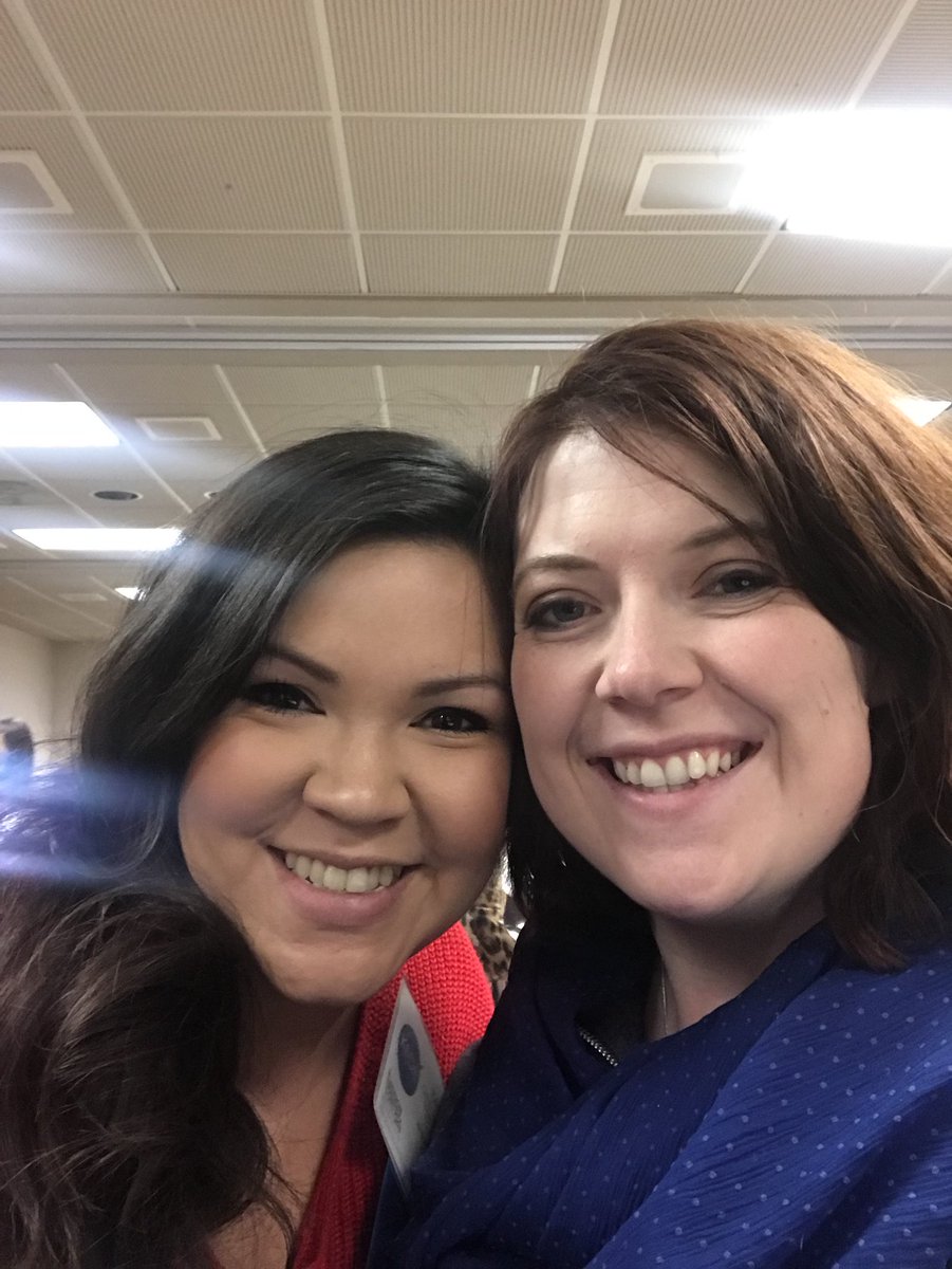 Hugoton Alum doing great things! Congrats <a href="/katiejimenez_/">Katie Jimenez</a> on your Horizon Award! #HugotonSchools