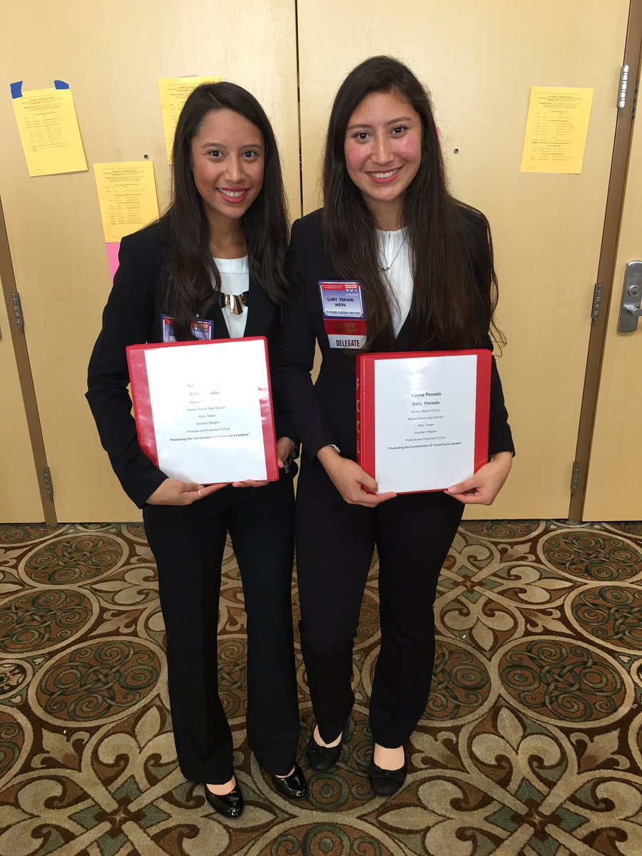 MRHSFCCLA's tweet photo. Gabby &amp; Karina Penado competing in Promote &amp; publicize. Haliegh Tennant in life event planning, &amp; Rony Branch in food innovations. All categories are presenting RIGHT NOW!! #MavPower #SoProud #ILoveMortonRanch @TexasFCCLA 💯💜 https://t.co/W4yF5COUFO