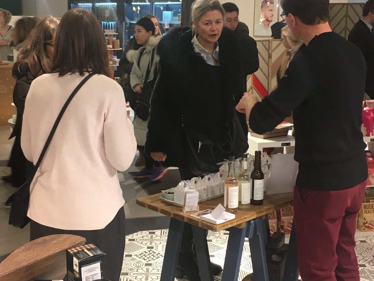 olivevinewine's tweet photo. Super busy afternoon for Jane @TippleTails @Galeries_Laf Delicious handmade fruit cakes from #Yorkshire flying out. Here's To championing #GreatBritishFood #madeinY https://t.co/ZsBWQQ0tCS