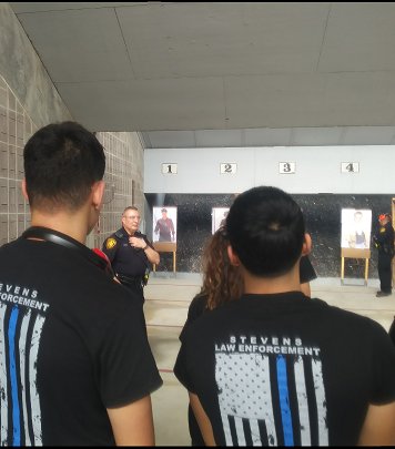 NISDSTEVENS's tweet photo. Falcon Law Enforcement students had the opportunity to spend the day at @SATXPolice training academy. #stevensinspired @NISD @NISD_CTE #stevensstrong https://t.co/xRLppOm0vg