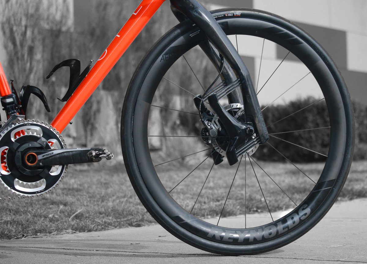 ContenderBikes's tweet photo. Yet another winning combination. #opencycle #laufcycling #reynoldscycling #unbeatenpath #gravelbike #cycling https://t.co/8DDbjNHaHV
