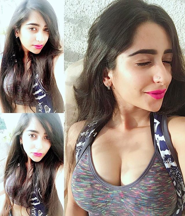 RealFirstBuzz's tweet photo. Too much sun 🌞 .
Follow 👉@firstbuzz1
.
.
.
.
.
#firstbuzz1
#lookoftheday #dress #dressed #black #beautifulgirl #squat #gym #motivation #beautifulworld #beauty #bloggerlife #blogger #indianblogger #cute #makeover #makeup #eyes #eyemakeup #zarasapru #… https://t.co/Qy2ZMTG74B https://t.co/9jvmY1wSXd