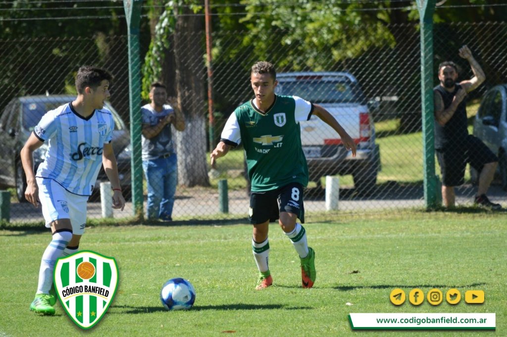 ¡La cantera de 🇳🇬#Banfield sigue dando que hablar!
Los juveniles Seba Benega (<a href="/SebastianBene13/">Sebastian Benega</a>) Agustín Urzi (<a href="/AguusUrzi/">agustin urzi</a>) y Giuliano Galoppo (<a href="/GiulianoGaloppo/">Giuliano</a>) fueron citados a <a href="/Sub20Argentina/">Sub 20 Argentina</a>.
Buen trabajo del Coordinador Hugo Donato y de todos los técnicos de <a href="/banfieldjuvenil/">Banfield Juveniles</a>