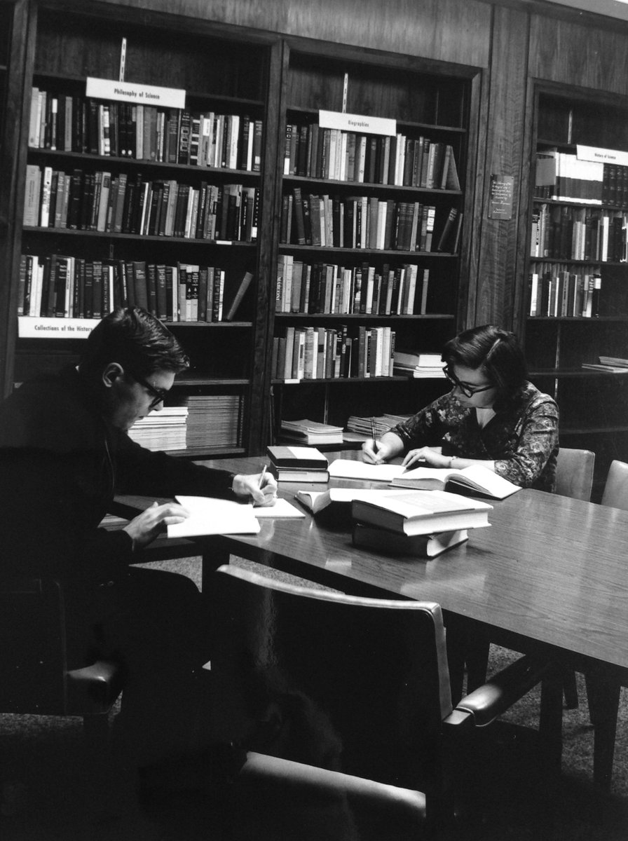 AIP_Library's tweet photo. Check out (pun intended!) these #flashbackfriday shots of Niels Bohr Library researchers and staff from the 60s, 70s & 80s from our AIP photo collection! #librarypun https://t.co/BjFA2k5tjV