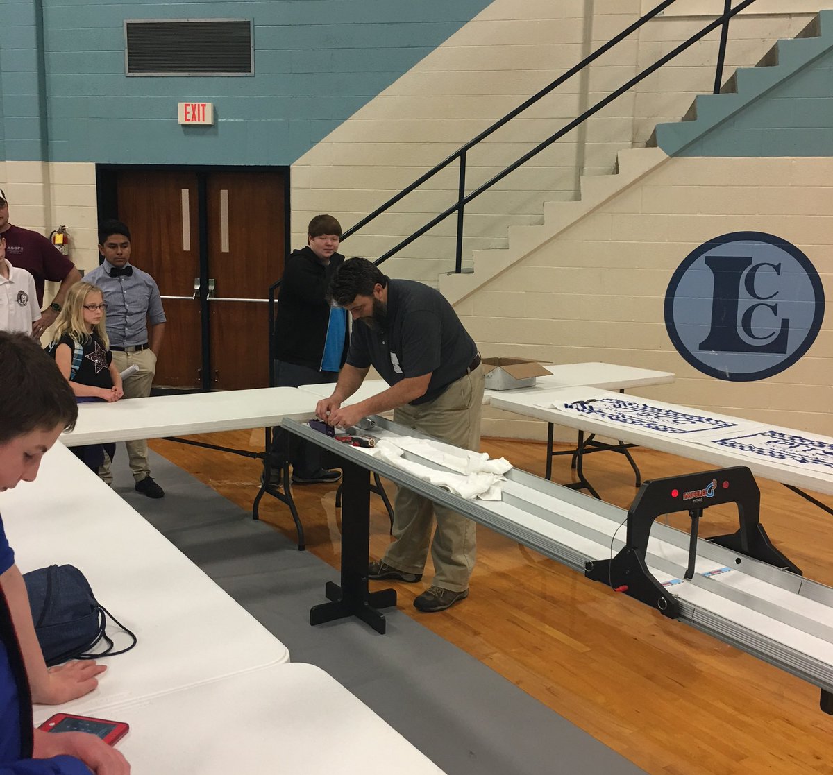 AllisonCTE's tweet photo. BCMS and MMS TSA clubs competitive events today! #STEM nccte #nctsa @carteretk12 https://t.co/MVGrOIx9Mq