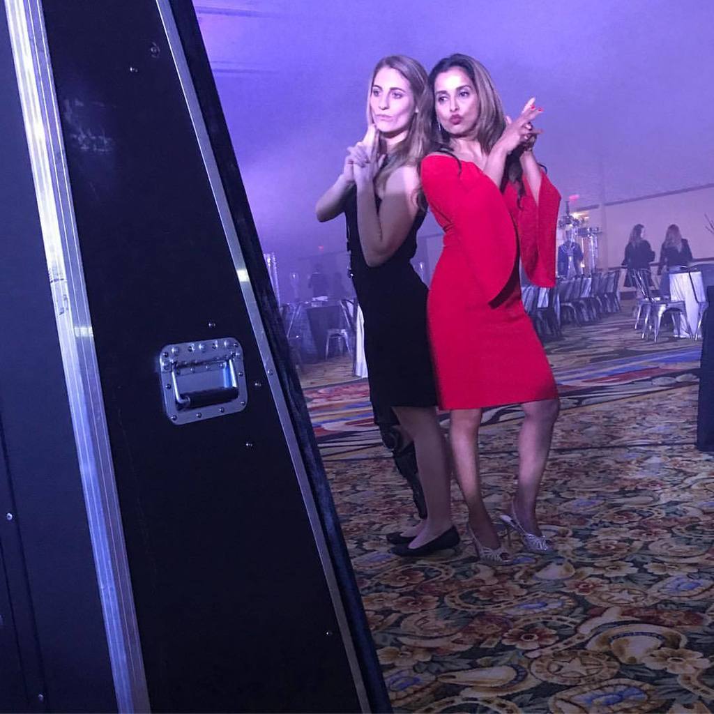 TexasPhotoBooth's tweet photo. Having Fun with #AitGrafittiDallas last night at the @GaylordTexan 

.

.

.

.

.

.

#photobooth #photoboothfun #photoboothrental #photoboothdfw #dallasphotobooth #dfwphotobooth #photoboothdallas #partyrental #texasphotobooth #texasphotoboothcompany #photoboothftworth #ftw… https://t.co/jYkNCcWrCg