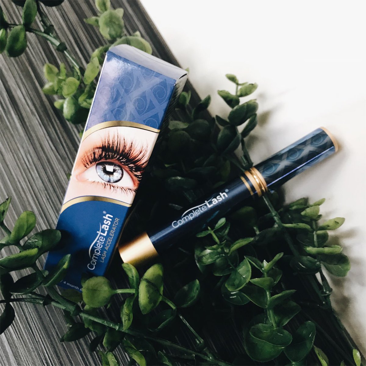 64% Longer, thicker, darker lashes in 4-6 weeks guaranteed! Yes, please. Call us, and order yours now! 518-220-1500  #completelash
